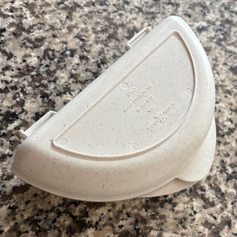 Nordic Ware Beige  Microwave Omelet Maker